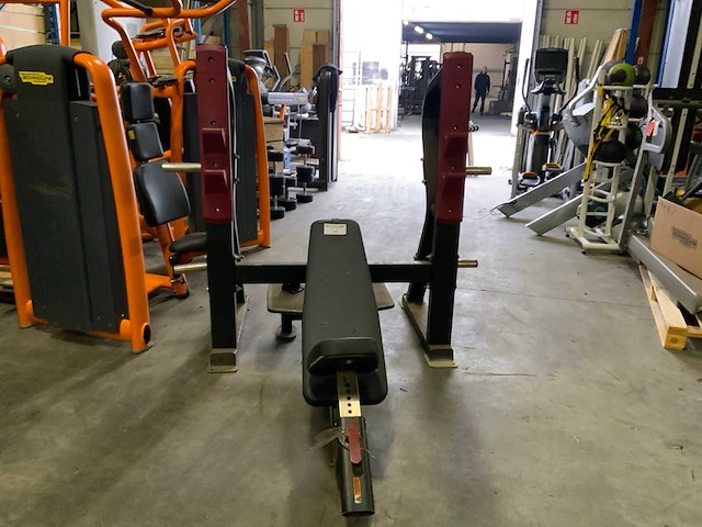 Insight incline bench press bench krachtstation - afbeelding 2 van  5