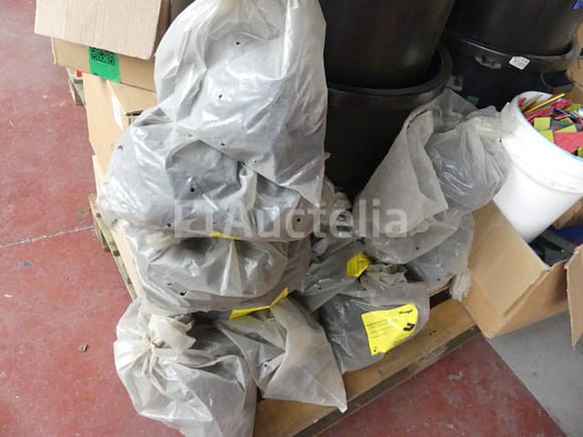 Installatieaccessoires voor frames en diverse beslagen - afbeelding 1 van  23