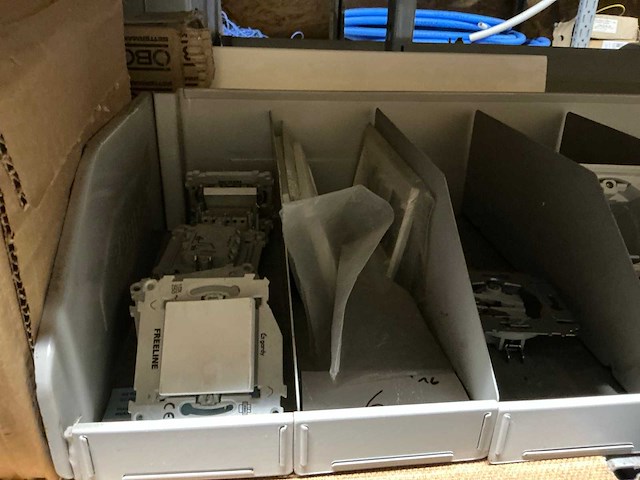 Installatiemateriaal - afbeelding 10 van  27