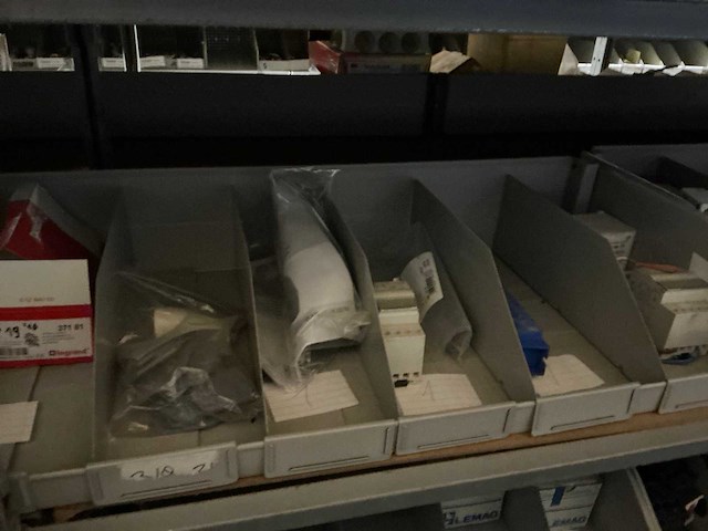 Installatiemateriaal - afbeelding 21 van  27