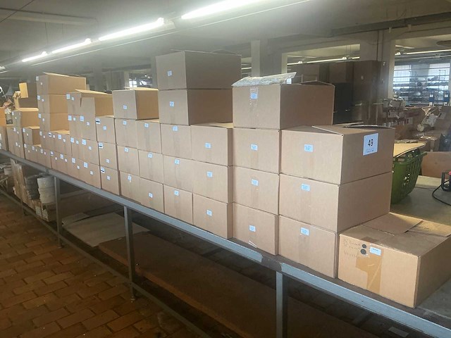 Inter-knopf grote partij knopen - afbeelding 1 van  4