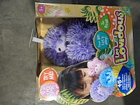 Interactieve knuffel (egel) les lovidous - afbeelding 1 van  5