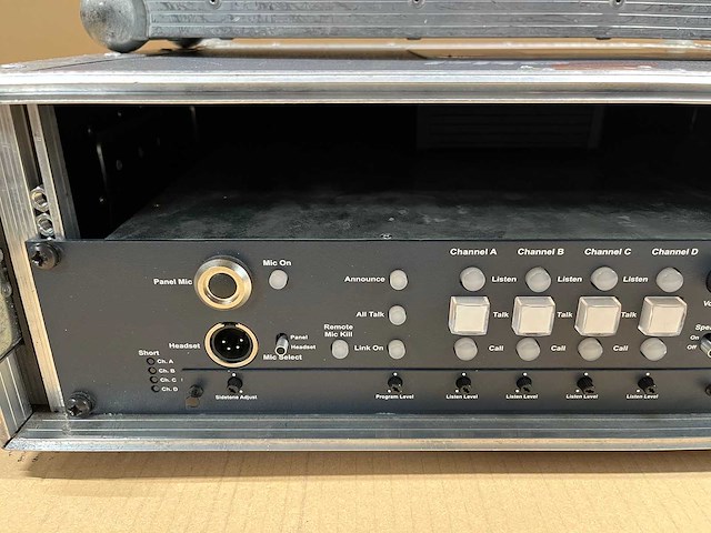 Intercom clearcom ms-704 main station 4-channel w/clear-com mt-701 - afbeelding 3 van  9