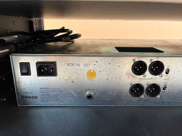 Intercom clearcom ms-704 main station 4-channel w/clear-com mt-701 - afbeelding 8 van  9