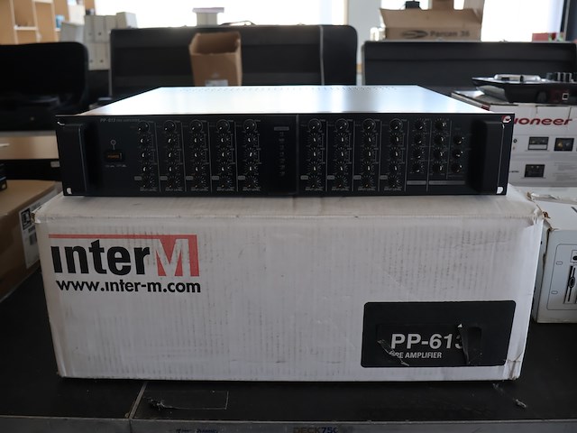 Interm amplifier - afbeelding 1 van  9