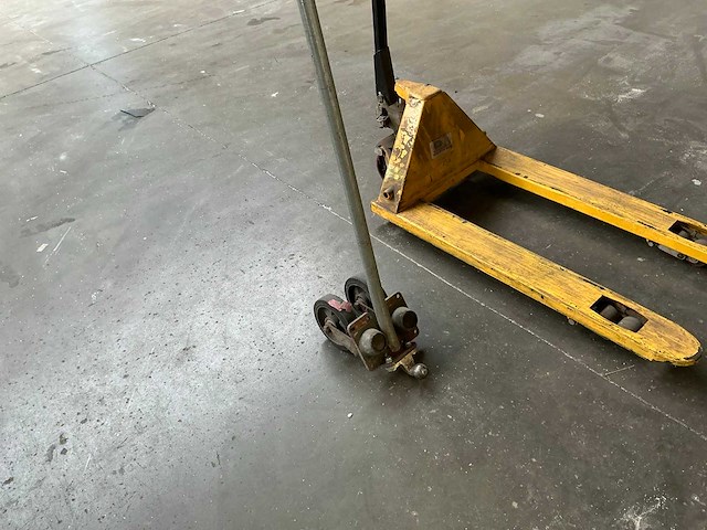 Intern transport trekker - afbeelding 1 van  3