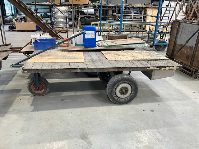 Intern transport wagens (2x) - afbeelding 1 van  3