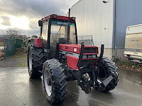 International-case 1056xl vierwielaangedreven landbouwtractor - afbeelding 23 van  33
