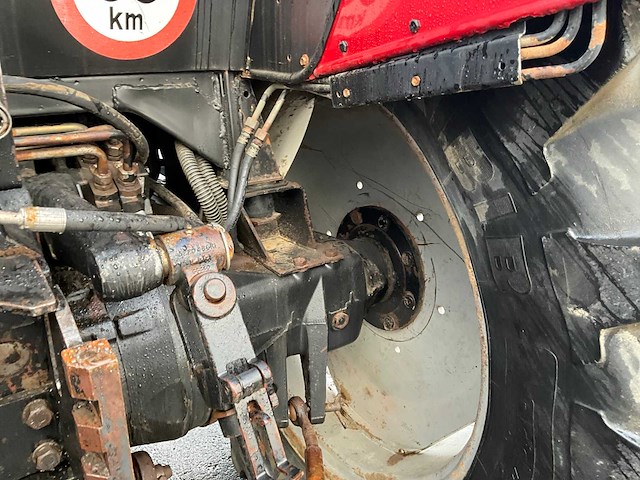International-case 1056xl vierwielaangedreven landbouwtractor - afbeelding 19 van  33