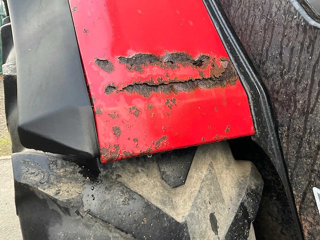 International-case 1056xl vierwielaangedreven landbouwtractor - afbeelding 24 van  33