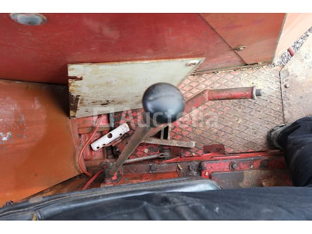 International harvester 644 tractor (1.088 uren - chassis:010042) - afbeelding 7 van  31