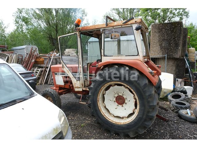 International harvester 644 tractor (1.088 uren - chassis:010042) - afbeelding 16 van  31