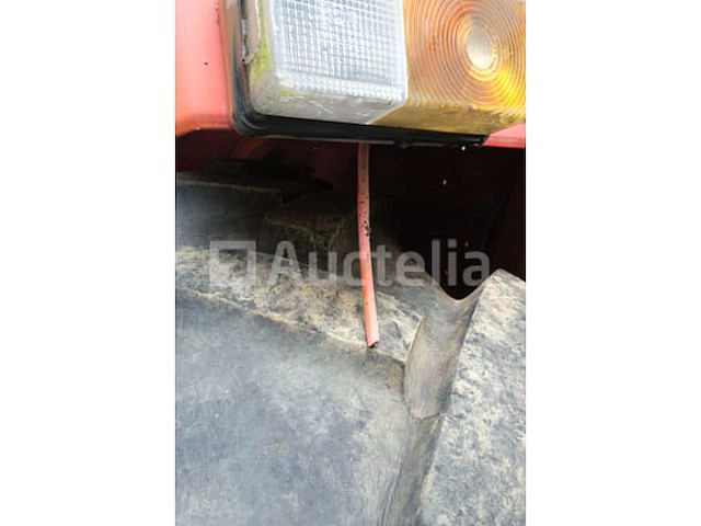 International harvester 644 tractor (1.088 uren - chassis:010042) - afbeelding 27 van  31