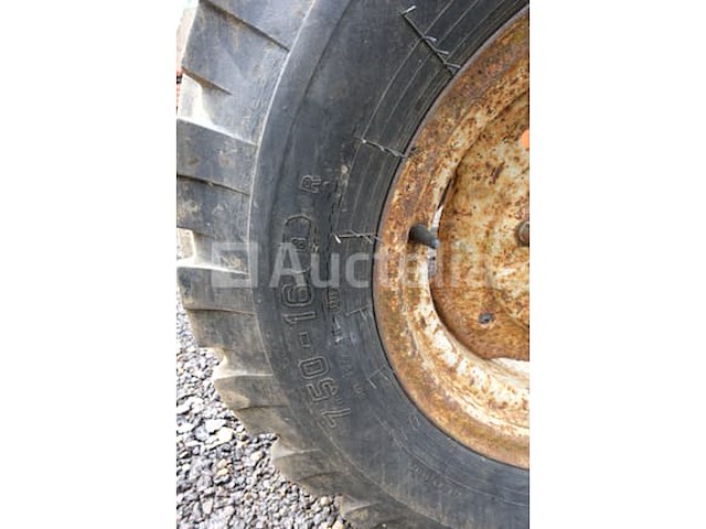 International harvester 644 tractor (1.088 uren - chassis:010042) - afbeelding 29 van  31