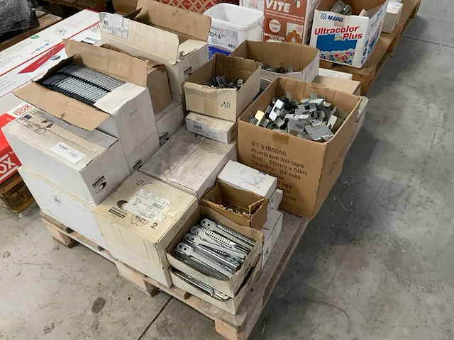 Intersoh divers bevestigingsmateriaal - afbeelding 1 van  9