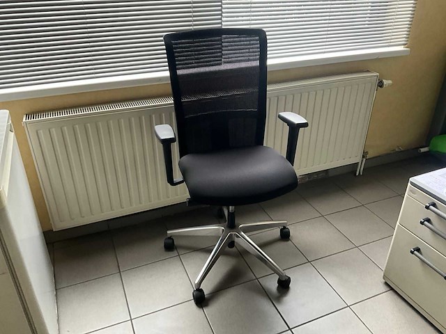 Interstuhl bureaustoel - afbeelding 1 van  5