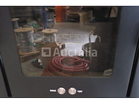 Interwetenschappelijke kabinet voor bacteriële culturen en analyse - afbeelding 5 van  8