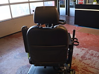 Invacare scooter - afbeelding 2 van  11