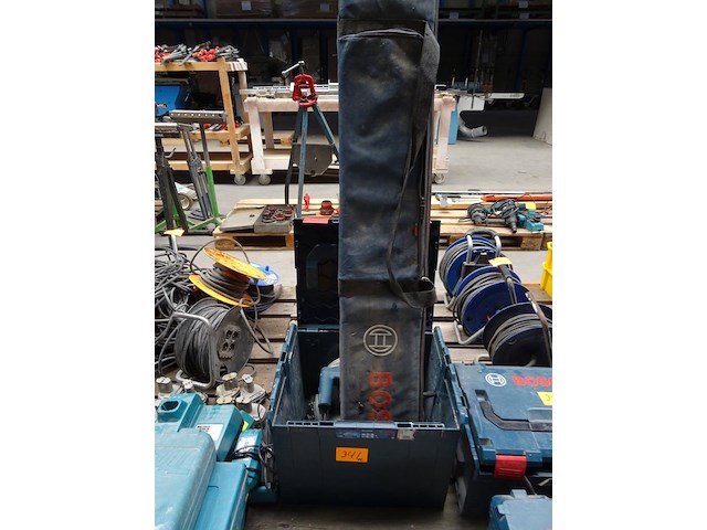 Invalzaag bosh + geleidingslat - afbeelding 1 van  4