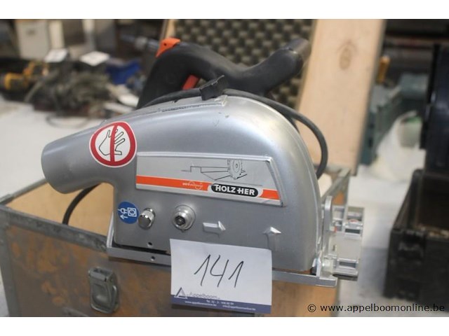 Invalzaag holz-her 2372, 1,3 kw, 230 v, serienummer 01029, inclusief koffer, werking niet gekend - afbeelding 1 van  2
