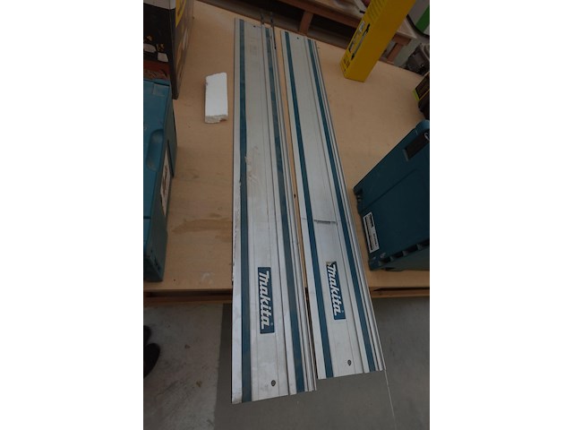 Invalzaag makita + 2x geleidingslat - afbeelding 6 van  6