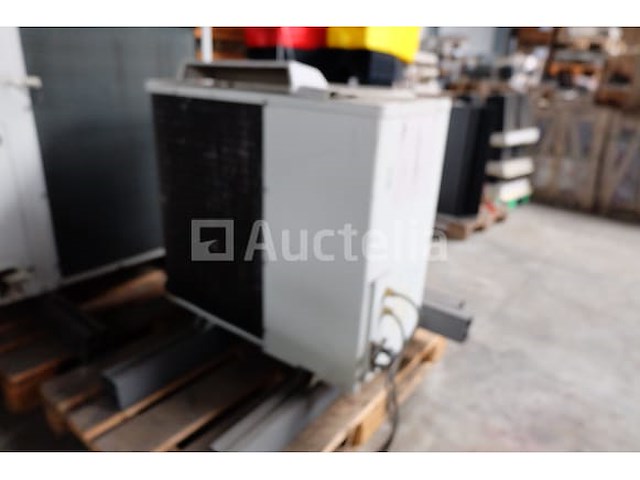 Inverter warmtepomp york avo-70-kf-21c1 - afbeelding 4 van  6