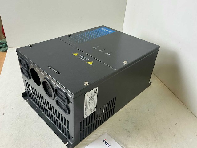 Invt goodrive300-21 gd300-21-015g-4 frequentieregelaar - afbeelding 6 van  8