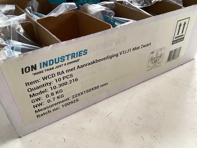 Ion industries wandcontactdoos met deksel (10x) - afbeelding 2 van  4