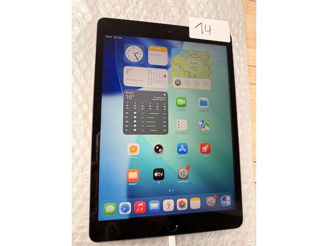 Ipad 8th gen. - afbeelding 1 van  7