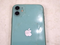 Iphone 11 groen - afbeelding 4 van  5