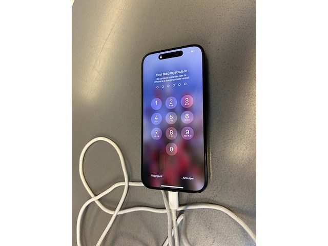 Iphone 15 pro - afbeelding 1 van  2