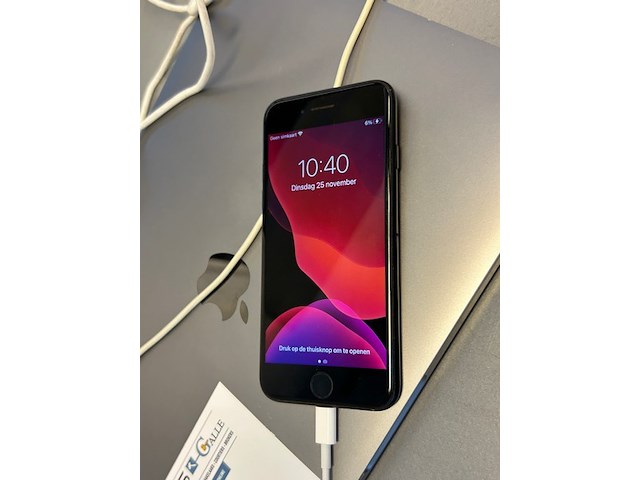 Iphone 7 - afbeelding 1 van  3
