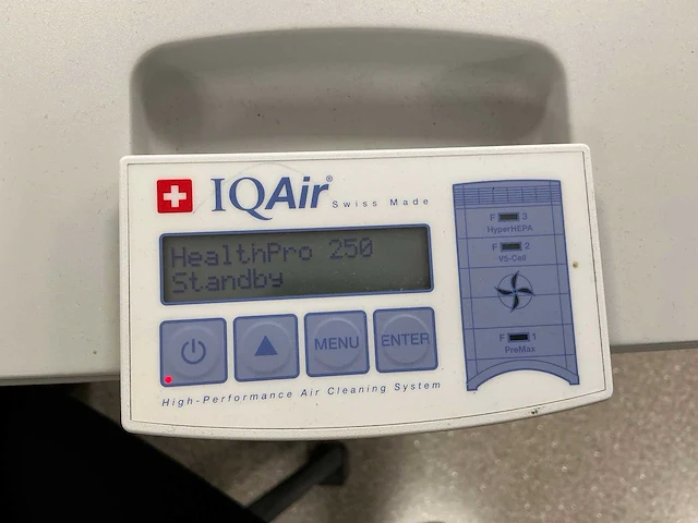Iqair healthpro 250 verrijdbare luchtreiniger - afbeelding 1 van  6