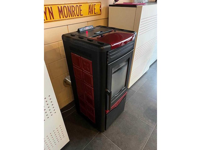 Irina flame - pellet stove - afbeelding 2 van  2