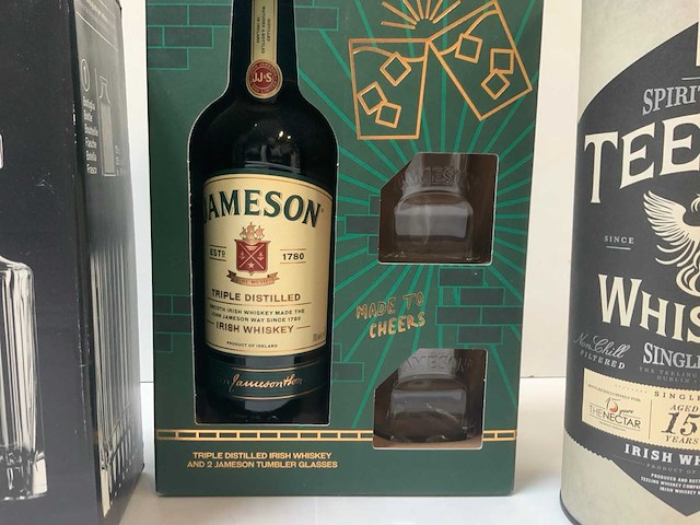 Irish whiskey (2x) - afbeelding 4 van  5