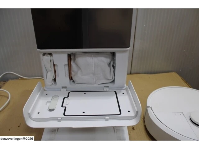 Irobot roomba® plus 405 combo robot + autowash™ - afbeelding 7 van  7