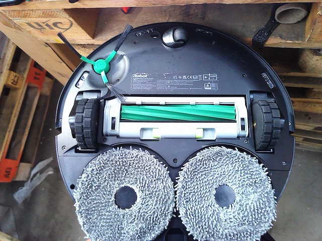 Irobot roomba plus 505 combo robot + autowash - afbeelding 2 van  2