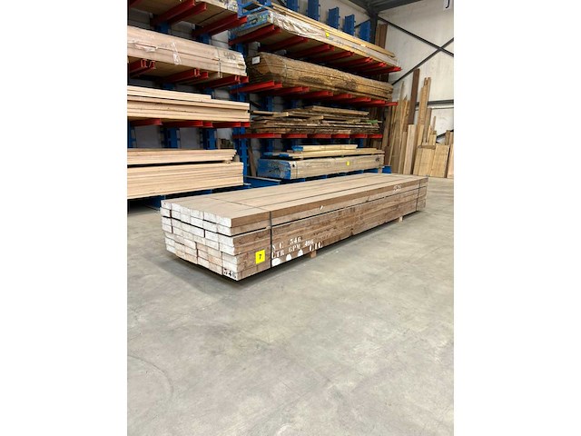 Iroko balken (42x) - afbeelding 1 van  2