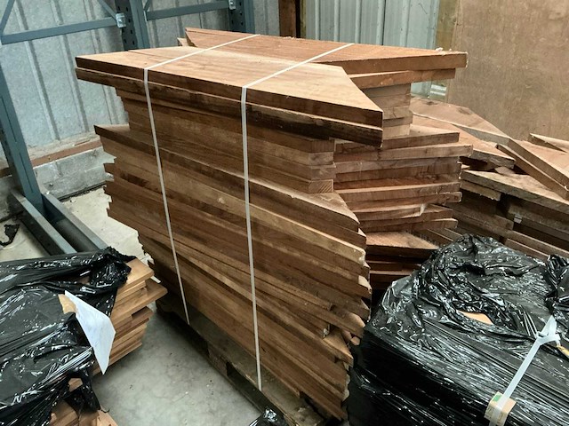 Iroko blokken - afbeelding 2 van  2