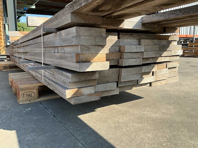 Iroko bouwhout - afbeelding 3 van  3