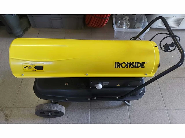 Ironside - 200587/bg01601-30 - diesel heater - afbeelding 1 van  3