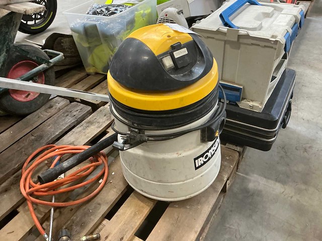 Ironside 515hs spot industriële stofzuiger - afbeelding 1 van  3