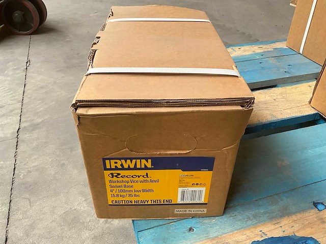 Irwin bankschroef 4” / 100 mm - afbeelding 1 van  2