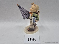 Is it raining? - afbeelding 1 van  3