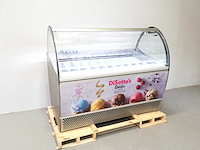 Isa - gelato - ijsdisplay vriezer