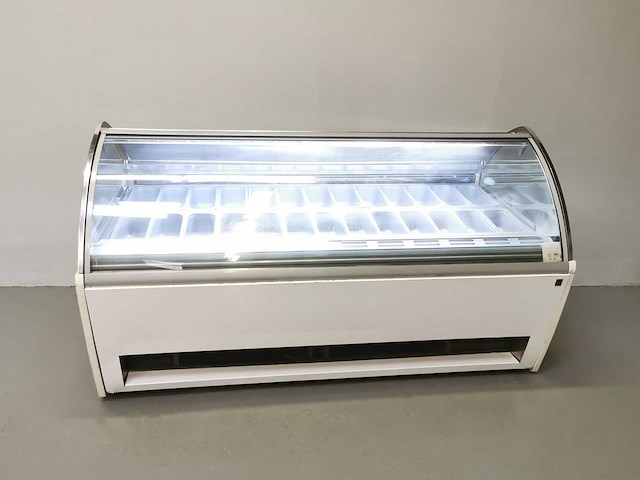 Isa - maxivision - ijsdisplayvriezer - afbeelding 2 van  4