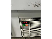 Isa - schepijsvitrine - afbeelding 6 van  8