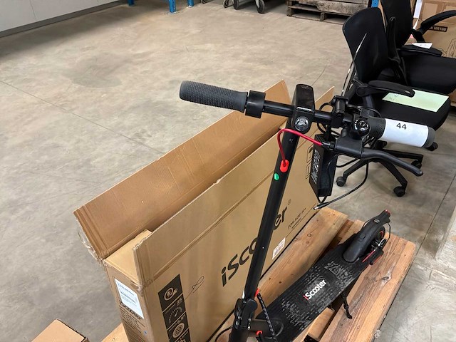 Iscooter e-scooter - afbeelding 2 van  3