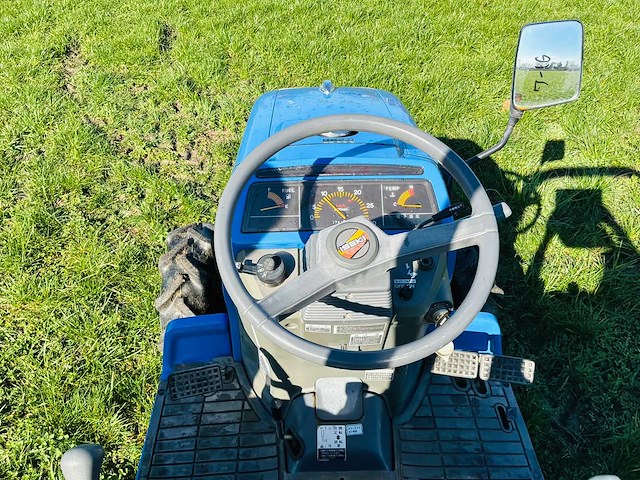 Iseki - sial tx17 - iseki tx17 compact tractor - afbeelding 4 van  14