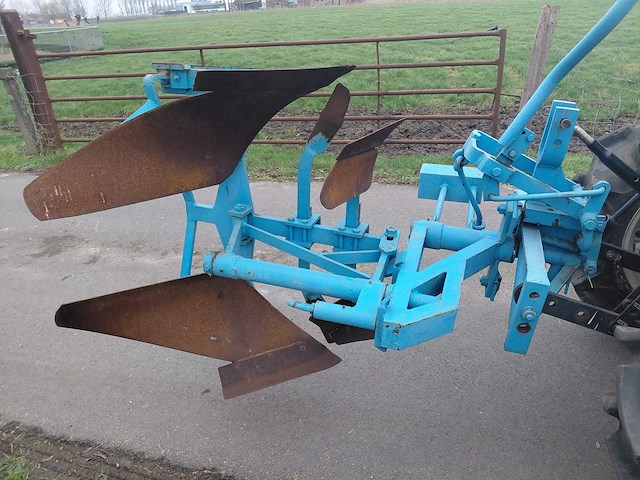 Iseki - tu230f - garden tractor - afbeelding 2 van  18